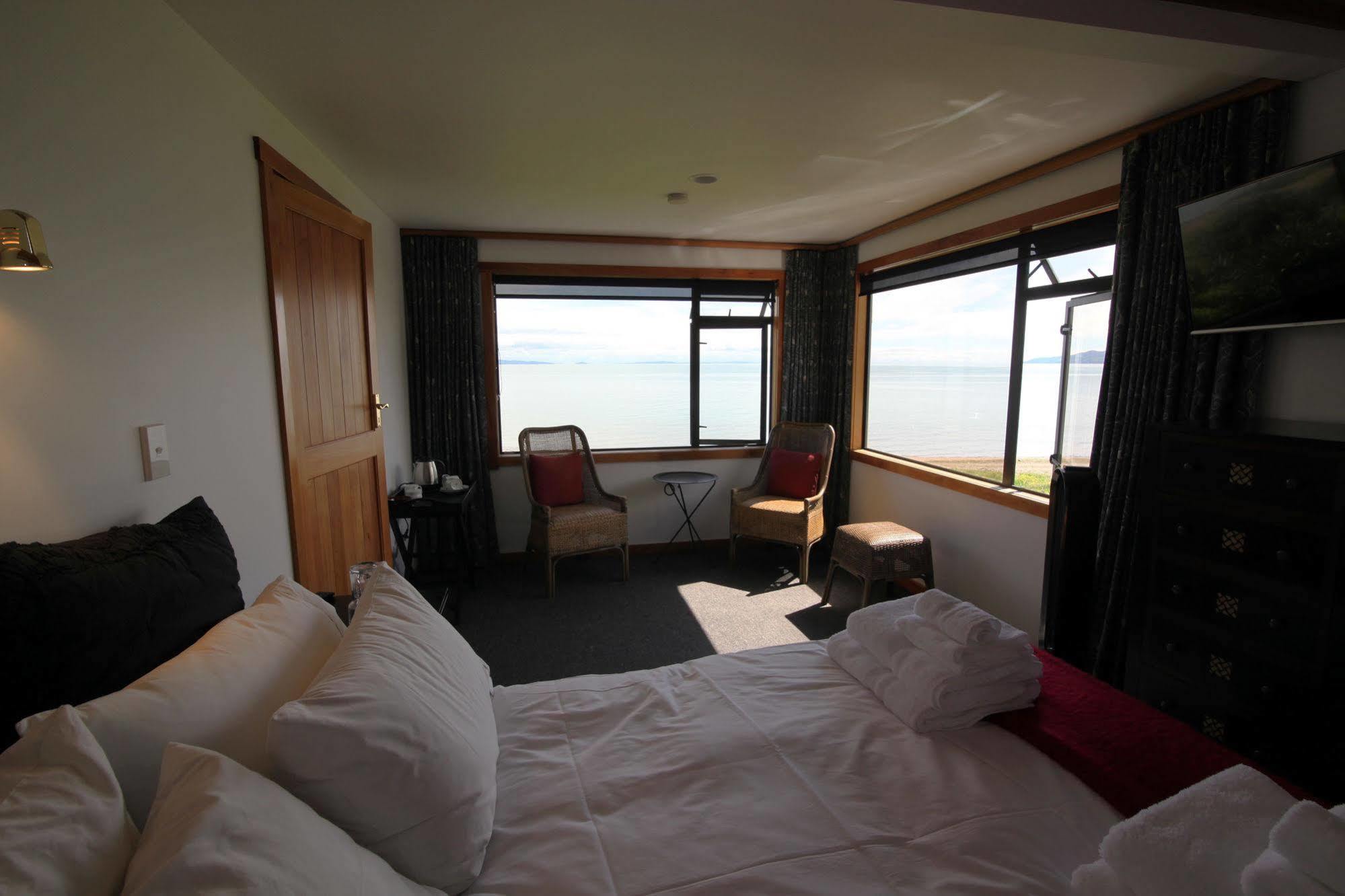 Te Puru Beach Lodge Esterno foto