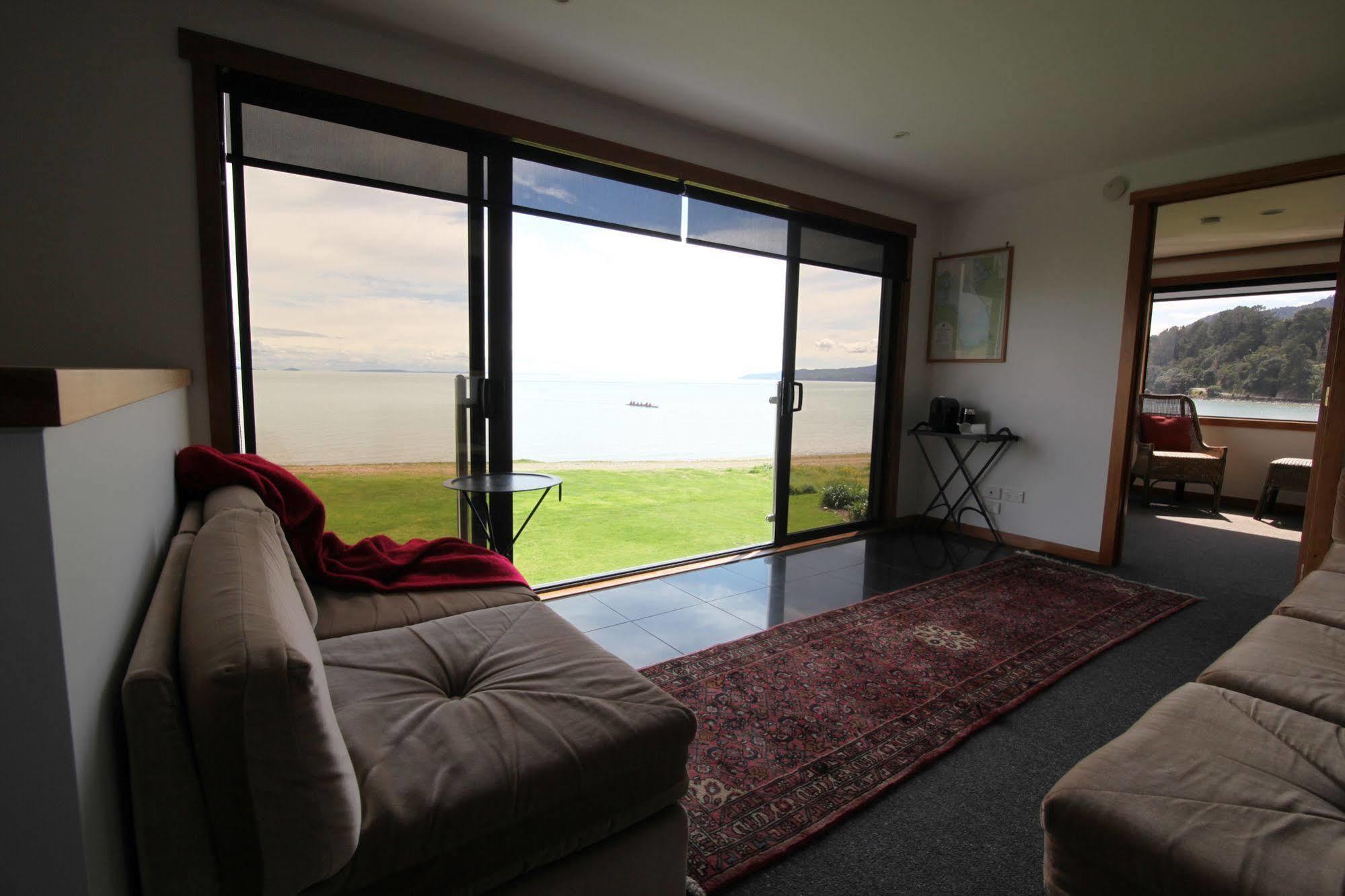 Te Puru Beach Lodge Esterno foto